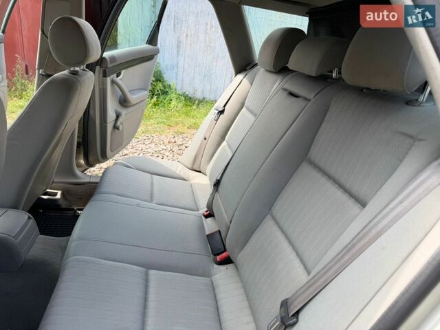 Сірий Ауді А4, об'ємом двигуна 1.9 л та пробігом 240 тис. км за 2999 $, фото 28 на Automoto.ua