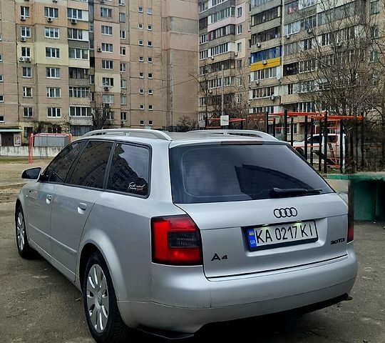 Сірий Ауді А4, об'ємом двигуна 2.5 л та пробігом 250 тис. км за 4000 $, фото 5 на Automoto.ua