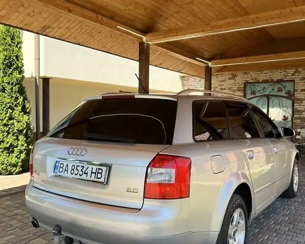 Сірий Ауді А4, об'ємом двигуна 1.98 л та пробігом 0 тис. км за 5400 $, фото 4 на Automoto.ua