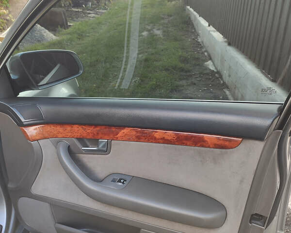 Серый Ауди А4, объемом двигателя 1.9 л и пробегом 407 тыс. км за 5000 $, фото 31 на Automoto.ua