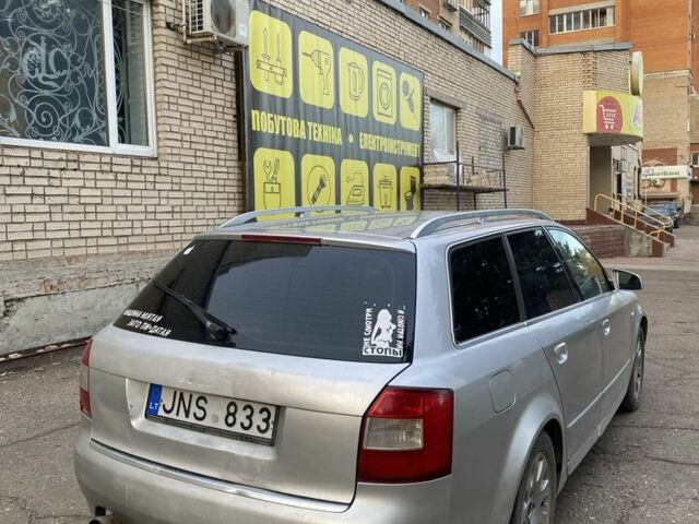 Серый Ауди А4, объемом двигателя 1.8 л и пробегом 356 тыс. км за 2150 $, фото 5 на Automoto.ua