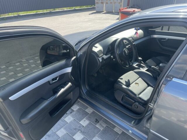 Серый Ауди А4, объемом двигателя 0 л и пробегом 3 тыс. км за 5100 $, фото 4 на Automoto.ua
