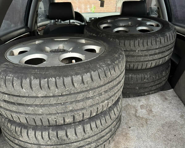 Серый Ауди А4, объемом двигателя 1.9 л и пробегом 407 тыс. км за 5000 $, фото 36 на Automoto.ua