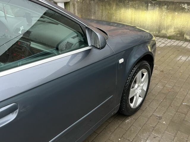 Сірий Ауді А4, об'ємом двигуна 2 л та пробігом 373 тис. км за 6600 $, фото 11 на Automoto.ua