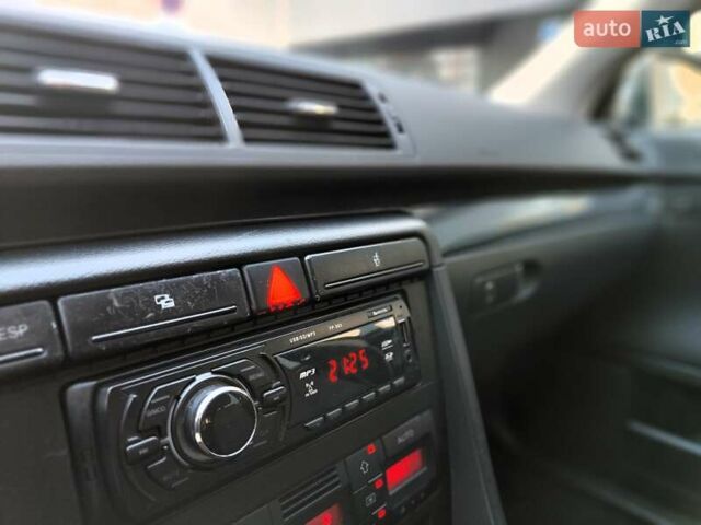 Серый Ауди А4, объемом двигателя 1.6 л и пробегом 256 тыс. км за 4990 $, фото 38 на Automoto.ua