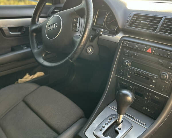 Серый Ауди А4, объемом двигателя 2 л и пробегом 253 тыс. км за 6200 $, фото 9 на Automoto.ua