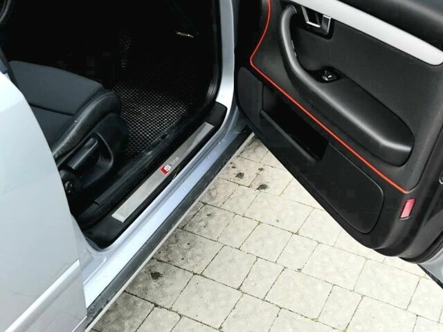 Серый Ауди А4, объемом двигателя 2.5 л и пробегом 400 тыс. км за 4500 $, фото 10 на Automoto.ua