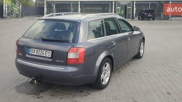 Ауди А4 2004 в Кропивницком (Кировограде) на Automoto.ua Серый Ауди А4, объемом двигателя 1.9 л и пробегом 242 тыс. км за 5000 $, фото 6 на Automoto.ua