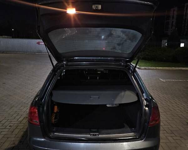 Сірий Ауді А4, об'ємом двигуна 3 л та пробігом 313 тис. км за 7770 $, фото 1 на Automoto.ua