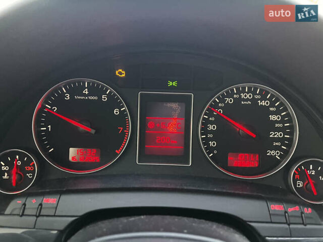 Серый Ауди А4, объемом двигателя 1.6 л и пробегом 238 тыс. км за 6000 $, фото 4 на Automoto.ua