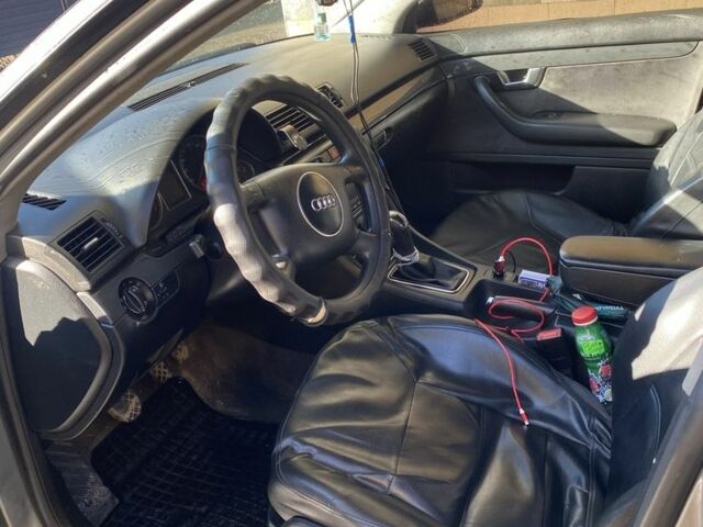 Серый Ауди А4, объемом двигателя 1.9 л и пробегом 377 тыс. км за 4000 $, фото 6 на Automoto.ua