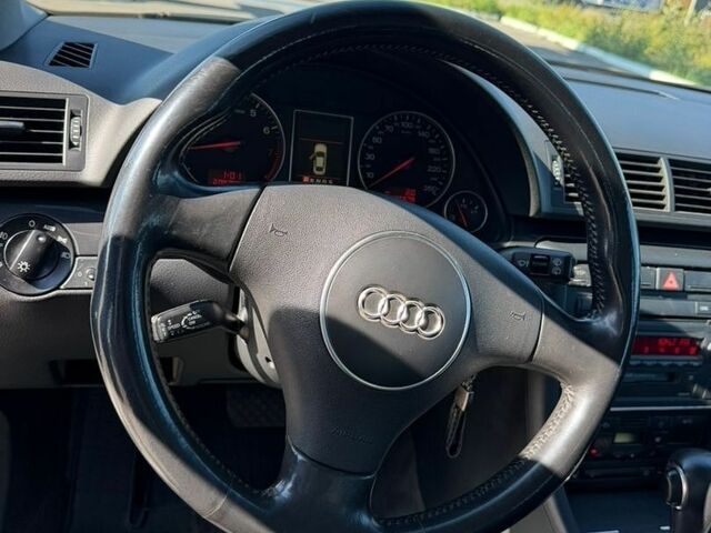 Сірий Ауді А4, об'ємом двигуна 1.78 л та пробігом 295 тис. км за 4800 $, фото 17 на Automoto.ua