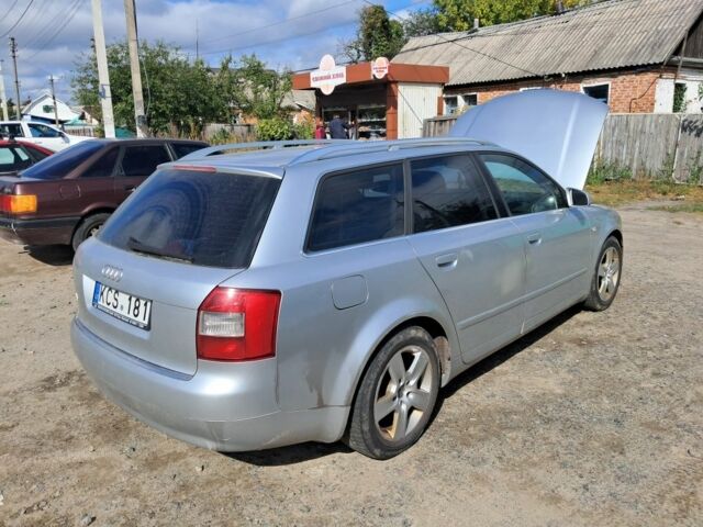 Серый Ауди А4, объемом двигателя 2 л и пробегом 280 тыс. км за 3300 $, фото 6 на Automoto.ua
