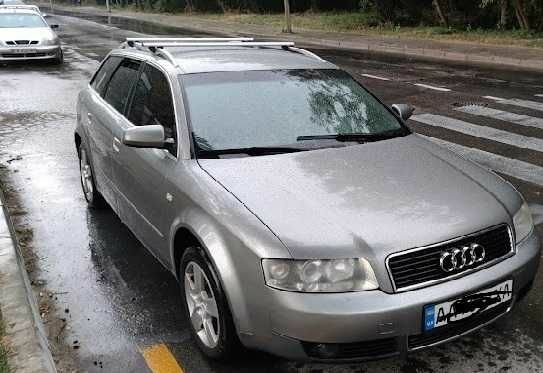 Сірий Ауді А4, об'ємом двигуна 1.9 л та пробігом 430 тис. км за 5600 $, фото 5 на Automoto.ua