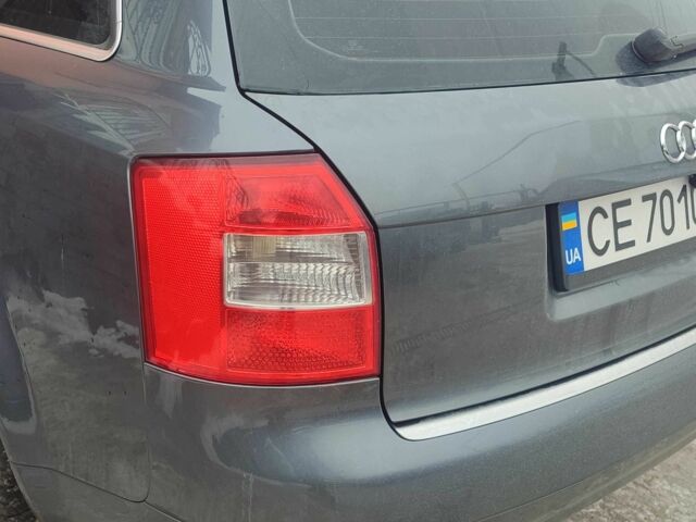 Сірий Ауді А4, об'ємом двигуна 2.5 л та пробігом 377 тис. км за 6500 $, фото 7 на Automoto.ua