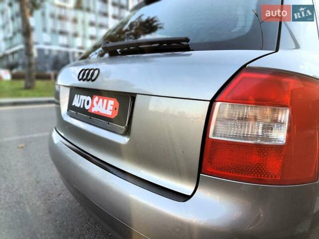Серый Ауди А4, объемом двигателя 1.6 л и пробегом 256 тыс. км за 4990 $, фото 17 на Automoto.ua