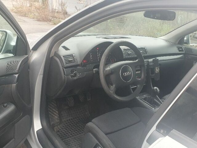 Сірий Ауді А4, об'ємом двигуна 1.9 л та пробігом 333 тис. км за 2500 $, фото 5 на Automoto.ua