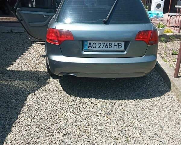 Серый Ауди А4, объемом двигателя 2 л и пробегом 312 тыс. км за 6000 $, фото 1 на Automoto.ua