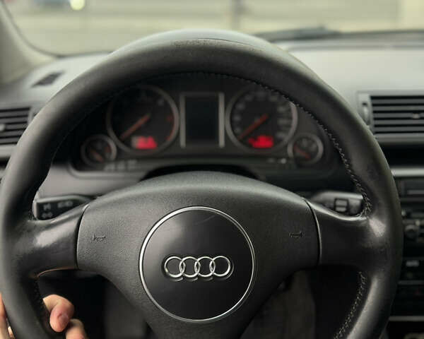 Серый Ауди А4, объемом двигателя 2.5 л и пробегом 240 тыс. км за 3799 $, фото 17 на Automoto.ua