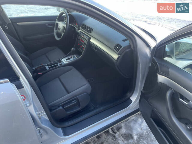 Серый Ауди А4, объемом двигателя 1.8 л и пробегом 235 тыс. км за 5445 $, фото 12 на Automoto.ua