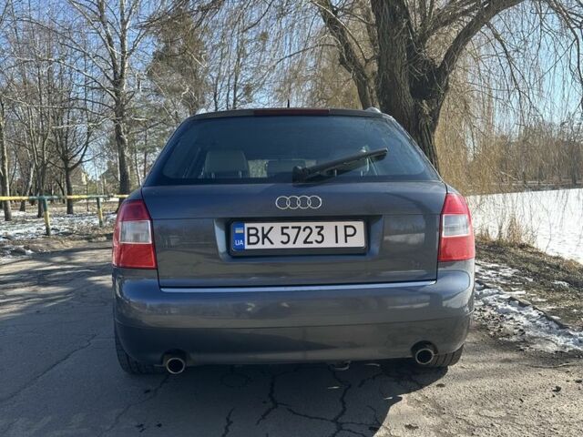 Серый Ауди А4, объемом двигателя 1.8 л и пробегом 313 тыс. км за 5550 $, фото 6 на Automoto.ua