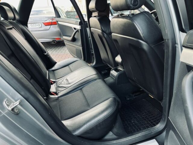 Ауди А4 2004 в Луцке на Automoto.ua Серый Ауди А4, объемом двигателя 2.5 л и пробегом 400 тыс. км за 2999 $, фото 6 на Automoto.ua