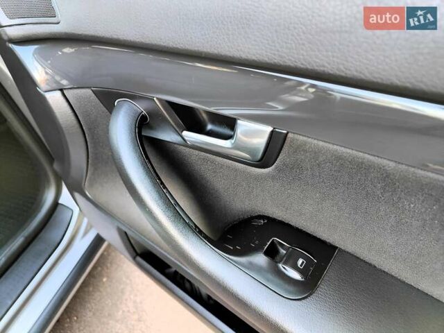 Серый Ауди А4, объемом двигателя 1.6 л и пробегом 256 тыс. км за 4990 $, фото 47 на Automoto.ua