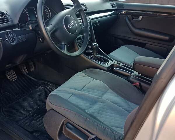 Серый Ауди А4, объемом двигателя 1.6 л и пробегом 214 тыс. км за 5500 $, фото 3 на Automoto.ua