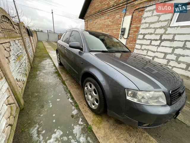 Серый Ауди А4, объемом двигателя 1.9 л и пробегом 325 тыс. км за 5500 $, фото 3 на Automoto.ua