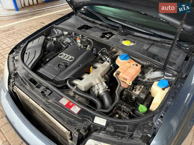 Сірий Ауді А4, об'ємом двигуна 1.8 л та пробігом 224 тис. км за 6250 $, фото 23 на Automoto.ua
