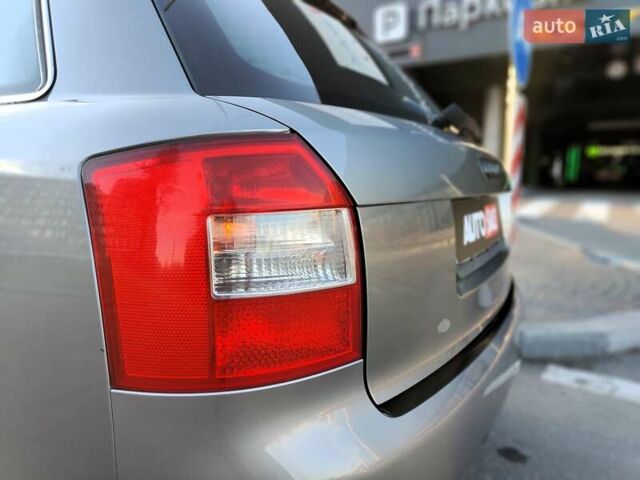 Серый Ауди А4, объемом двигателя 1.6 л и пробегом 256 тыс. км за 4990 $, фото 16 на Automoto.ua