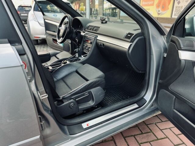 Ауди А4 2004 в Луцке на Automoto.ua Серый Ауди А4, объемом двигателя 2.5 л и пробегом 400 тыс. км за 2999 $, фото 5 на Automoto.ua