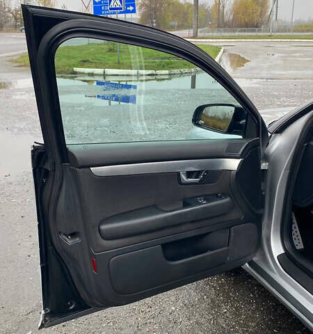 Серый Ауди А4, объемом двигателя 1.78 л и пробегом 290 тыс. км за 4600 $, фото 11 на Automoto.ua