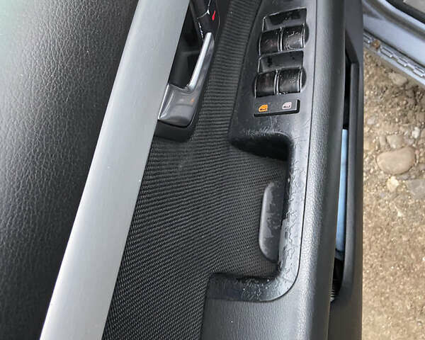 Серый Ауди А4, объемом двигателя 2.5 л и пробегом 450 тыс. км за 3999 $, фото 8 на Automoto.ua