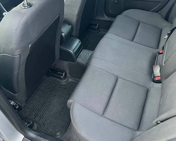 Серый Ауди А4, объемом двигателя 1.9 л и пробегом 488 тыс. км за 4700 $, фото 14 на Automoto.ua