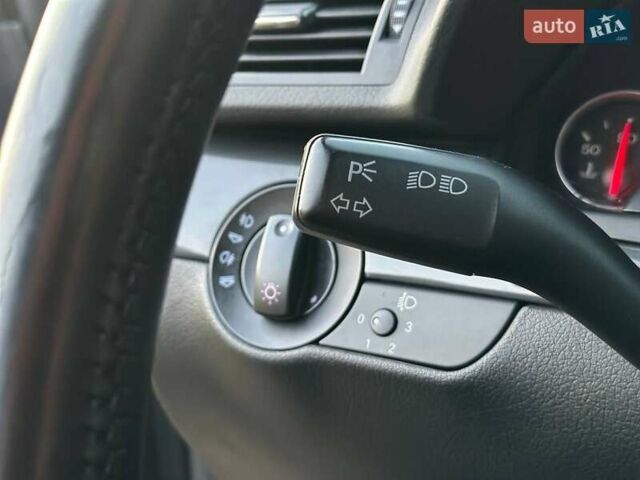 Серый Ауди А4, объемом двигателя 1.8 л и пробегом 255 тыс. км за 5400 $, фото 37 на Automoto.ua