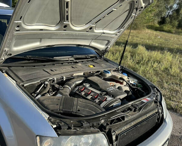 Серый Ауди А4, объемом двигателя 2 л и пробегом 253 тыс. км за 6200 $, фото 20 на Automoto.ua