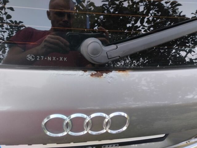 Серый Ауди А4, объемом двигателя 2.5 л и пробегом 272 тыс. км за 6150 $, фото 3 на Automoto.ua