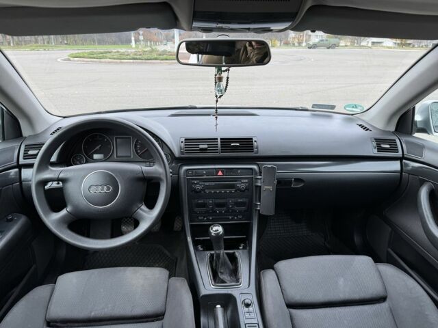 Серый Ауди А4, объемом двигателя 1.9 л и пробегом 404 тыс. км за 3028 $, фото 8 на Automoto.ua