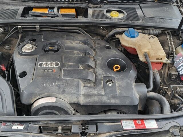 Сірий Ауді А4, об'ємом двигуна 1.9 л та пробігом 400 тис. км за 2999 $, фото 5 на Automoto.ua