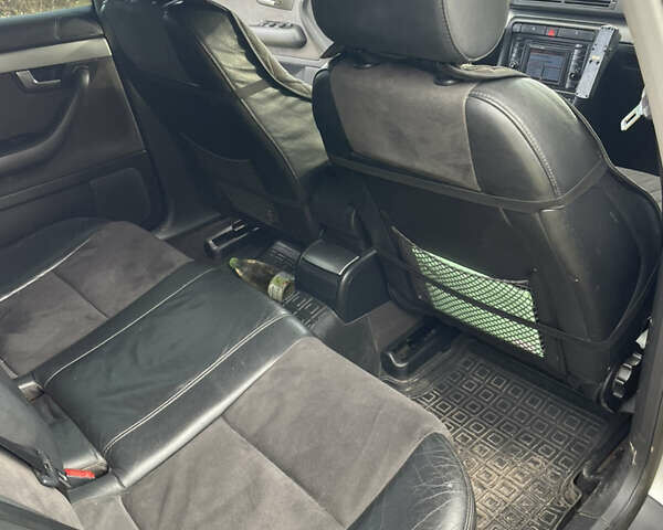 Серый Ауди А4, объемом двигателя 2.5 л и пробегом 314 тыс. км за 4200 $, фото 3 на Automoto.ua