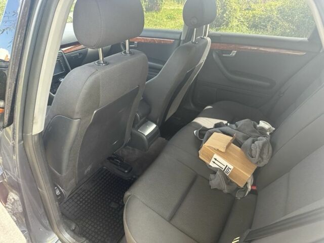 Серый Ауди А4, объемом двигателя 2.5 л и пробегом 296 тыс. км за 5400 $, фото 11 на Automoto.ua