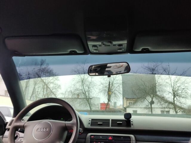 Сірий Ауді А4, об'ємом двигуна 1.8 л та пробігом 269 тис. км за 4499 $, фото 6 на Automoto.ua