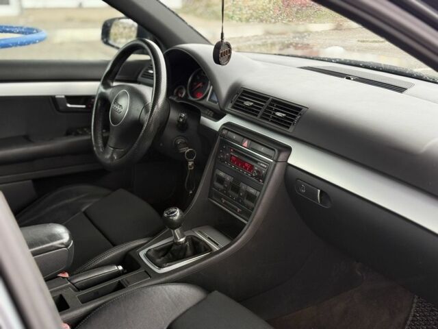 Сірий Ауді А4, об'ємом двигуна 1.8 л та пробігом 224 тис. км за 6350 $, фото 17 на Automoto.ua