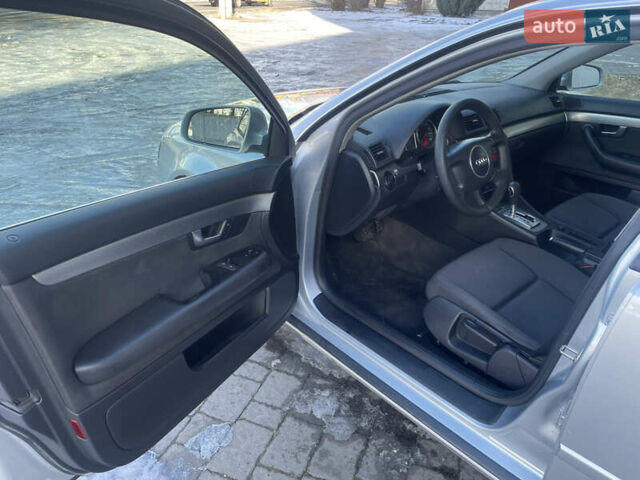 Серый Ауди А4, объемом двигателя 1.8 л и пробегом 235 тыс. км за 5445 $, фото 14 на Automoto.ua