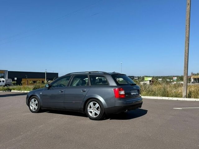 Сірий Ауді А4, об'ємом двигуна 1.78 л та пробігом 295 тис. км за 4800 $, фото 4 на Automoto.ua
