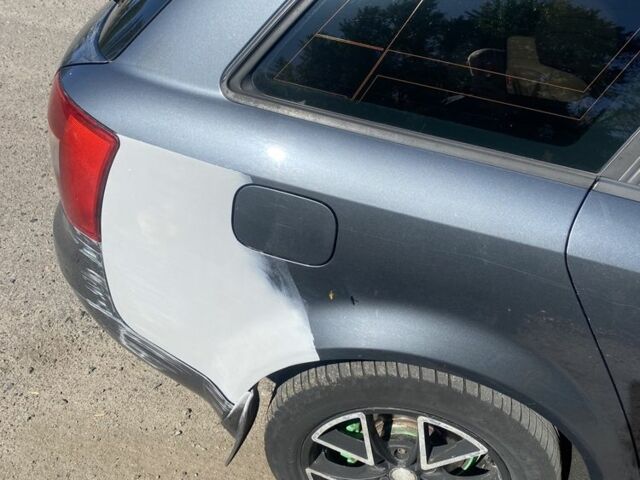 Сірий Ауді А4, об'ємом двигуна 2.5 л та пробігом 587 тис. км за 3300 $, фото 6 на Automoto.ua
