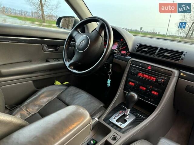 Сірий Ауді А4, об'ємом двигуна 1.8 л та пробігом 335 тис. км за 7000 $, фото 7 на Automoto.ua