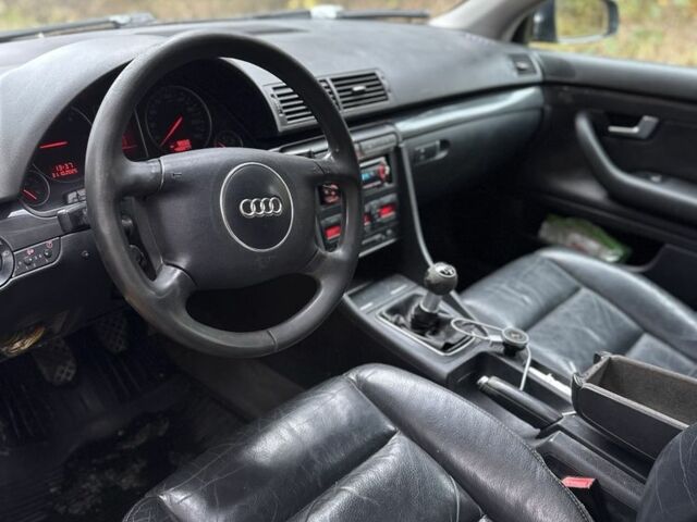 Ауди А4 2004 в Ратно на Automoto.ua Серый Ауди А4, объемом двигателя 0 л и пробегом 493 тыс. км за 1500 $, фото 6 на Automoto.ua