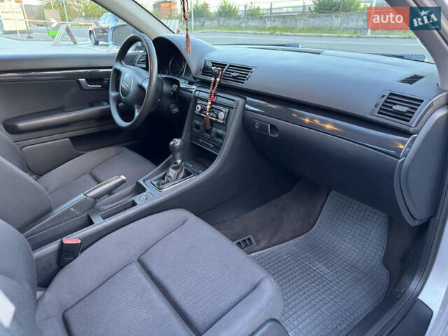 Серый Ауди А4, объемом двигателя 1.6 л и пробегом 243 тыс. км за 4999 $, фото 2 на Automoto.ua